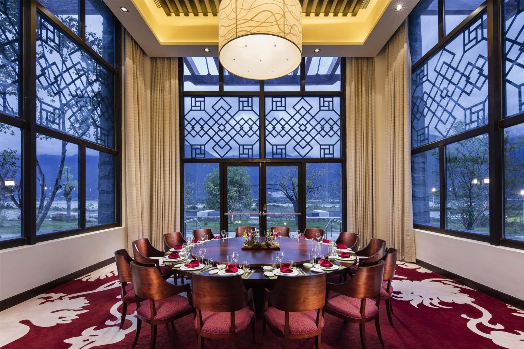 Hilton Linzhi Resort Nyingchi Esterno foto